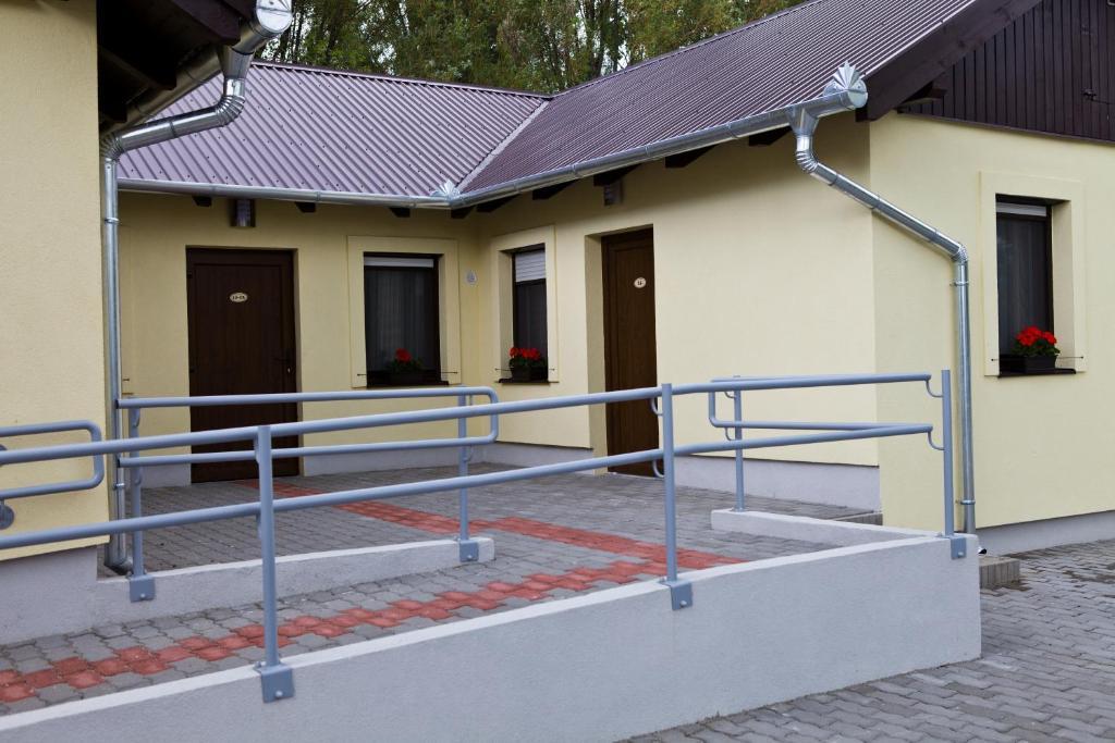 Balaton Eldorado Camping Hotel Badacsonytördemic Esterno foto